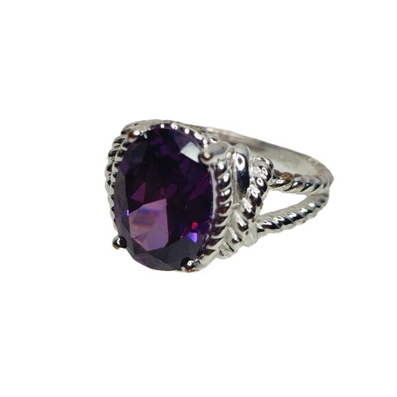 NVC Silver Tone Women's Cocktail Ring with Round Cut Purple Stone Faux Amethyst - Picture 1 of 9